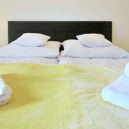Onholiday Apartamenty Baltycka Колобжег Экстерьер фото